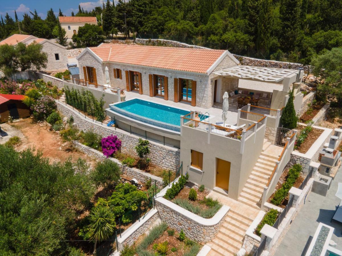 Pitharia Luxury Villa With Amazing Sea Views Khalikeri Exterior photo